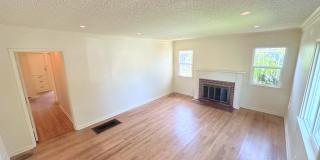 Mar Vista Home w/ Spacious backyard and chill vibes - 3bd/1ba Mar Vista Home w/ Spacious backyard and chill vibes - 3bd/1ba Gallery 1