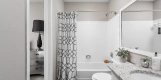 Arbors River Oaks Apartments Gallery 11