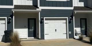 Beautiful Newer Townhouse with all LVP Gallery 17