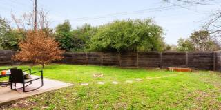**Remodeled 2/1 Duplex in Southeast Austin – Modern Style, Open Layout, and Prime Location!** Gallery 21