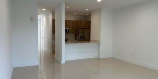 815 Northeast 17th Avenue Gallery 21