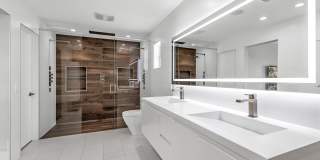 2471 NE 46th Street Gallery 27