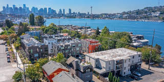 Pete's Market Gallery 1