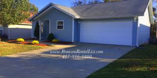 Large 5 Bedroom with lawn care and a community pool Gallery 1