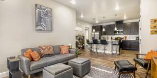 Contemporary Parker Condo | Pool, Trails & City Access Gallery 1