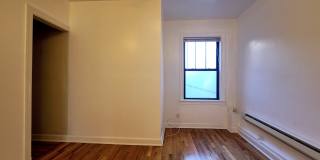 1347 N Dearborn St Gallery 7