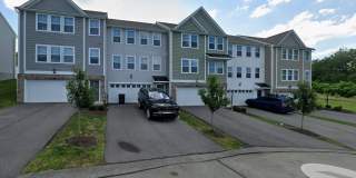 Beautiful Townhome in Washington! - 2 Bedroom Gallery 1