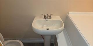 5BR/1.5BA Row Home with Backyard and Laundry Hookups Gallery 65