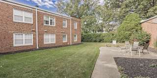 20301 Shelburne Road Gallery 27