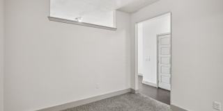 Flats on Tanglewilde Gallery 17