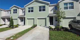 17588 SPANISH OAK Loop Gallery 1