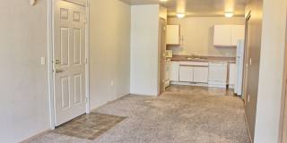 Two Bedroom Two Bath Ground Floor Condo for Rent! Gallery 4