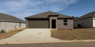 240 Bighorn Trl., Maumelle AR 72113 - New construction, rare find 5br 2ba Gallery 1
