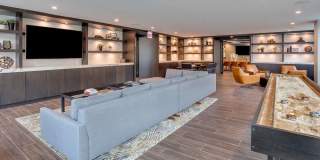 741 N Hudson Ave Gallery 10