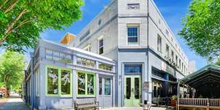 2501 CALVERT Street NW Gallery 32