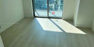1111 Southwest 1st Avenue Gallery 5