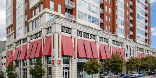 400 W North Street Gallery 6