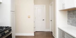 3821 N Greenview Ave Gallery 5