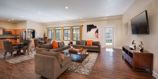 Seneca Place Gallery 22