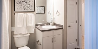 One Rocky Ridge Apartment Homes Gallery 10