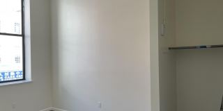 910 ARCH Street Gallery 6