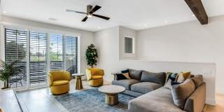 160 The Riv Gallery 7