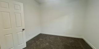 2470 sq ft, remodeled single story, hard to find 5 bed, 2.5 bath, 2 car garage in guard gated Stallion Mountain. Gallery 42