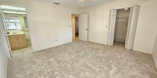 Annual Unfurnished 2nd Floor Condo at Summer Green Capri Isles with a Garage! Gallery 28