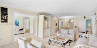 1700 NE 191st St Gallery 5