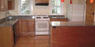 Nicely renovated 3 bed unit at an unbeatable price! Gallery 1