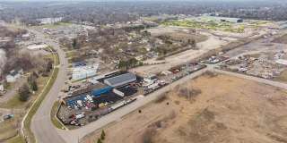 123 E Montcalm Street Gallery 9