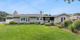 1 Shadbush Road Gallery 1