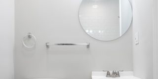 2348 Moore Street Gallery 15