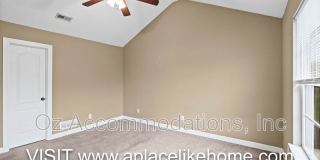 805 SW Imperial Ln Gallery 21