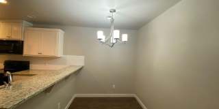 3 Bed 2 Bath 2 Car Garage Duplex In Moore ***Moore Schools Gallery 6