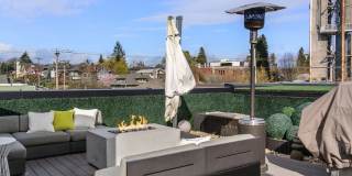 Stunning 2 Bed 3 Bath Home in Queen Anne Gallery 37