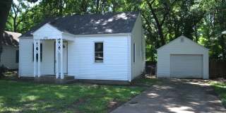 Great 2 Bed 1 Bath House! Gallery 3