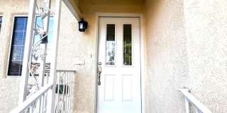Single Family. 3-bed Home - Desireable Neighborhood! Gallery 7