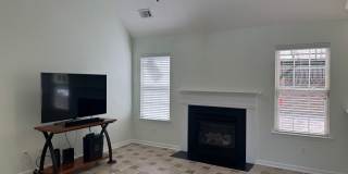 Beautiful FOUR BEDROOM Home in Mooresville Gallery 20