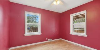 3bed/1 bath near Point Defiance Gallery 17