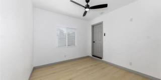 10 W Trafford Street 1/2 Gallery 4