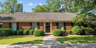 809 Greenbriar Road Gallery 1