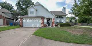 Gorgeous 4 Bedroom Remodel, Union Schools! Gallery 3