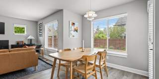 Beautiful SE Bend Home | Spacious Floorplan | Fenced Backyard | Near Parks & Trails Gallery 13