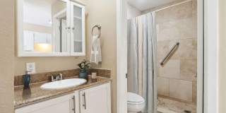 SunVilla - Senior Living Gallery 9