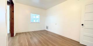 Two Bedroom Home with Detached Garage Gallery 17