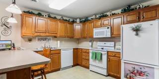 372 Winding Oak Drive Gallery 1