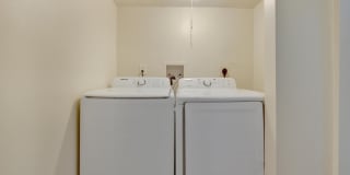 618 COLUMBIA Road NW Gallery 14