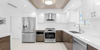 301 Lake Shore Drive unit: 411 Gallery 4