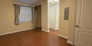 1333 SW 4th Ct Gallery 9